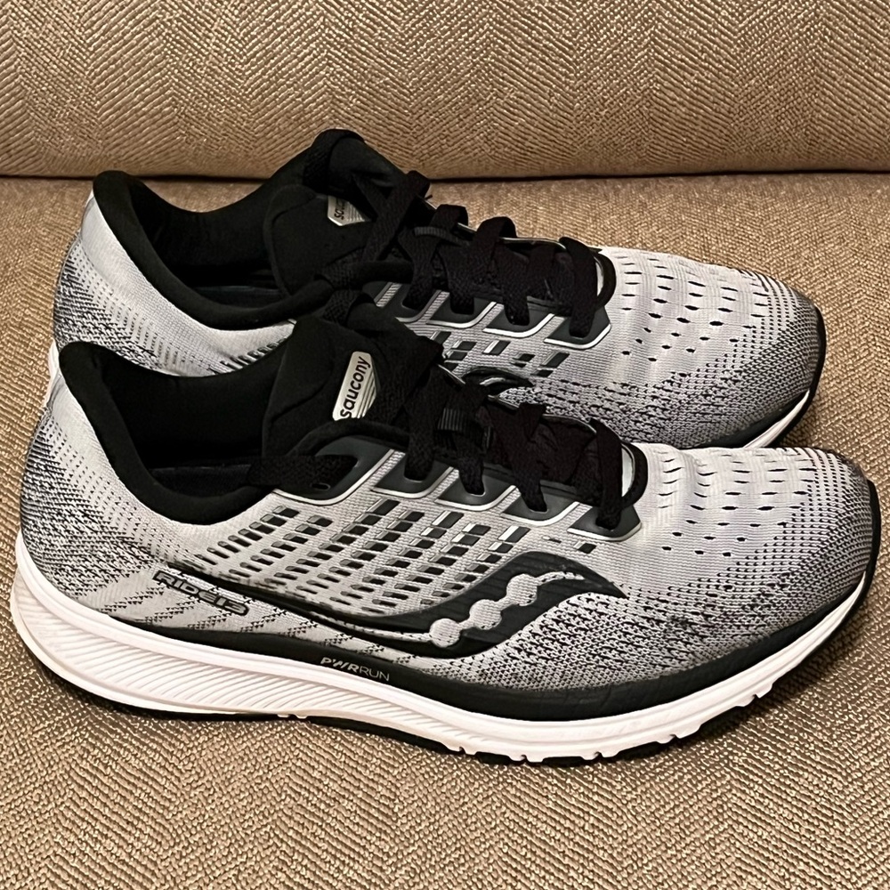 Saucony Ride 13. PWR Run.  Women’s Size 11
